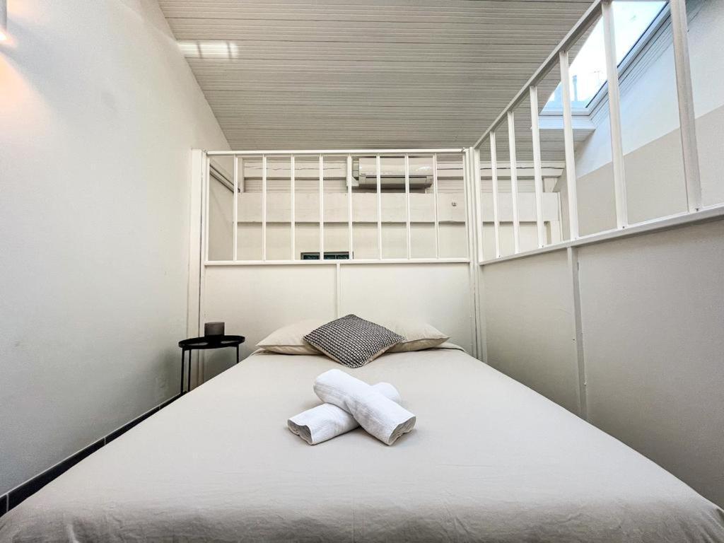 Suite Palm Spring Villeurbanne Exterior foto